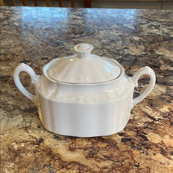 Staffordshire Ironstone Sugar Bowl with Lid White Mist 4403 Scroll DesignEngland - Picture 1 of 16